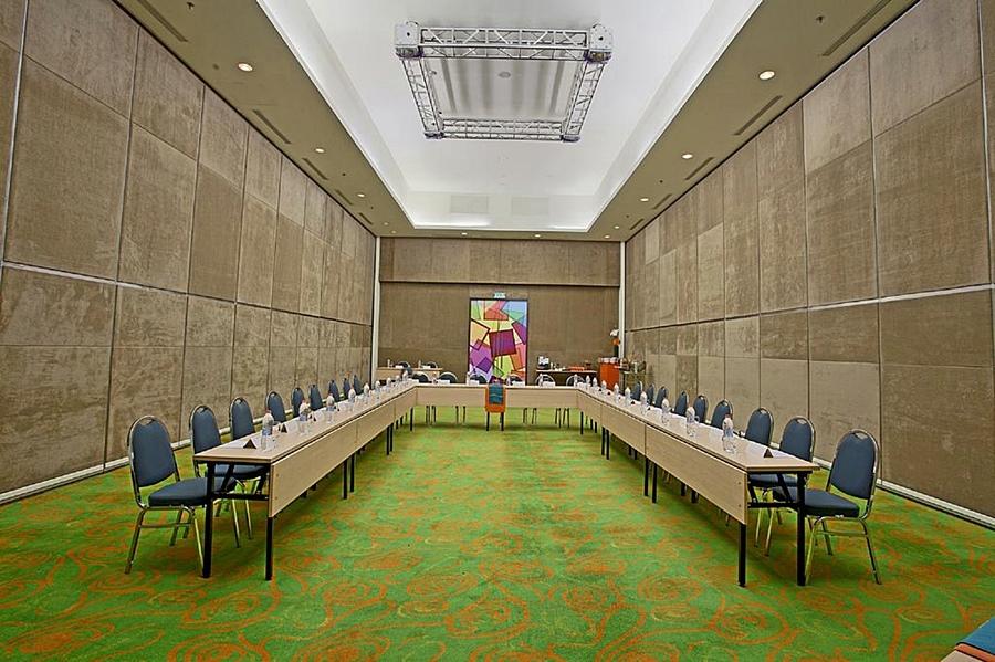 Harris Hotel And Conventions Kelapa Gading Τζακάρτα Εξωτερικό φωτογραφία